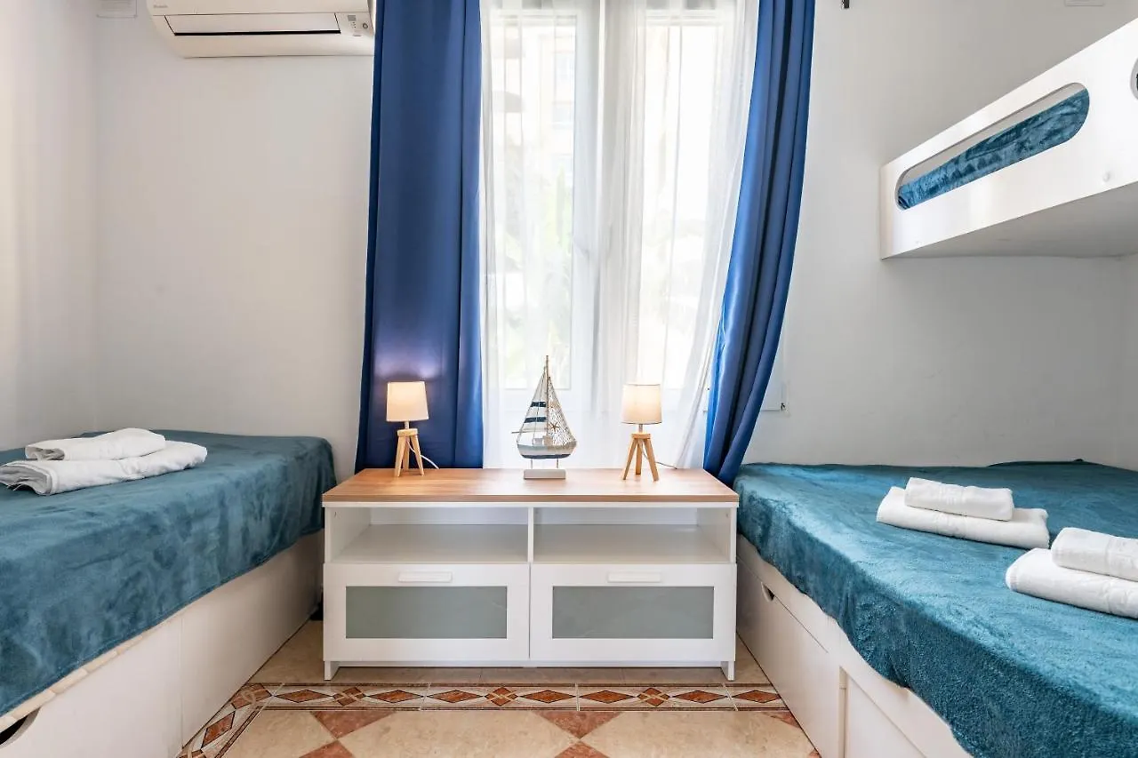 Holiday home Sea Front Beach House Sandra D Sitio de Calahonda Spain
