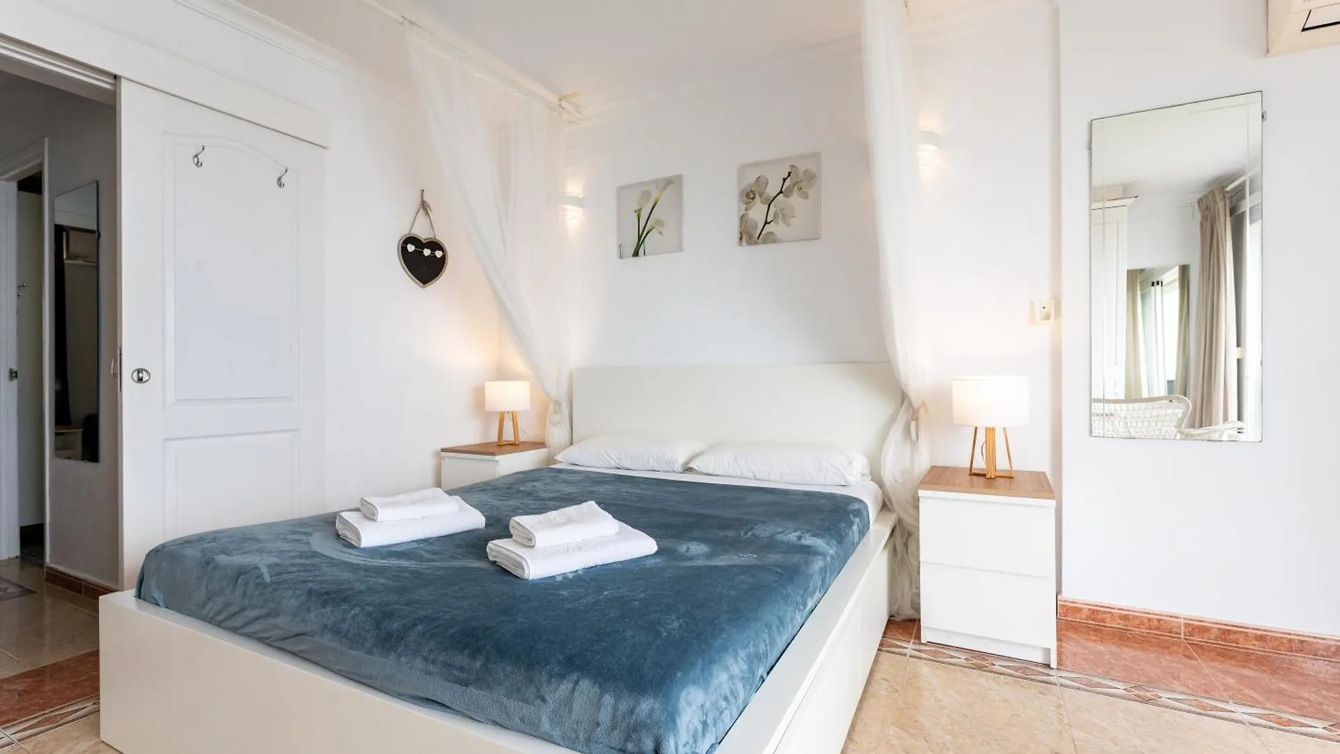 Sea Front Beach House Sandra D Sitio de Calahonda